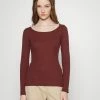 REDEZIGN - Long Sleeved Top - Dark Red 2 REDEZIGN - Long Sleeved Top - Dark Red -Zign 05d75fecb85b4d54bd077517b2a1618f