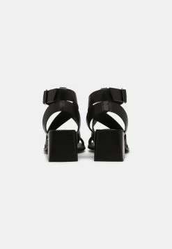 Zign Sandals - Black -Zign 07dd1d2b81554d318fdd8977b0ef8853