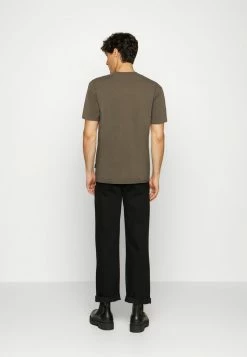 Zign Basic T-shirt - Olive -Zign 0a94545943434ea98bc116d315bbf6e6