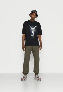 Zign Print T-shirt - Black -Zign 0f108fbc3cc84688a5dff8d4f8a71da1