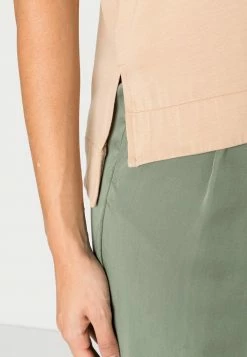 REDEZIGN - Basic T-shirt - Sand -Zign 10f004c252b146439f471e7f0e1cc845