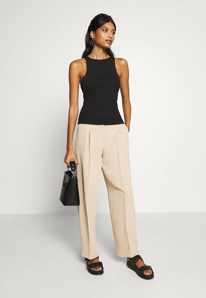 Zign Top - Black 4 Zign Top - Black - Image 2