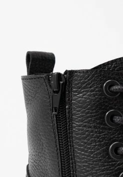 Zign Lace-up Ankle Boots - Black -Zign 259c900e7c1a40b3beab0435eaff96dc