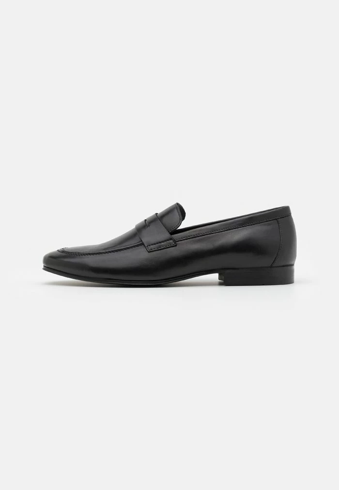 Zign Slip-ons - Black 3 Zign Slip-ons - Black