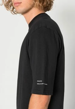 Zign Print T-shirt - Black -Zign 30da7de9c3754d658027b56138af362f