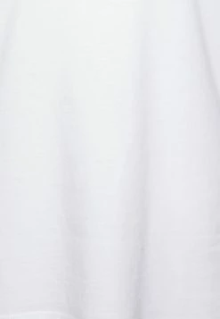 REDEZIGN - Basic T-shirt - White -Zign 4f8f580b7ba34aaeaff66ef30565b961