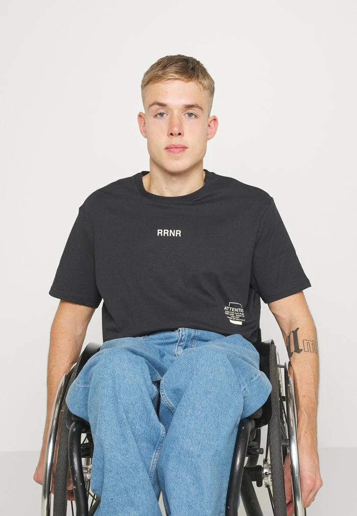 Zign Print T-shirt - Black 5 Zign Print T-shirt - Black - Image 3