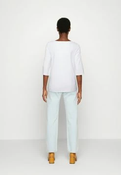 REDEZIGN - Basic T-shirt - White -Zign 525e08cc0c914e288c712635432792cd