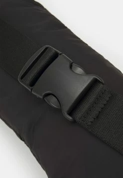 Zign UNISEX - Bum Bag - Black 10 Zign UNISEX - Bum Bag - Black -Zign 53b32f8bc9d049a690741739571e18cf