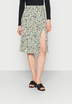 REDEZIGN - A-line Skirt - Light Green