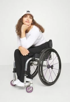 Zign Long Sleeved Top - White -Zign 6937354c351f4c42b036e6642ef9e77b