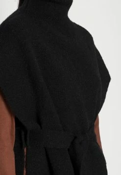 Zign Cape - Black 11 Zign Cape - Black -Zign 6ac39bae76284ce389df2629de0eaaed