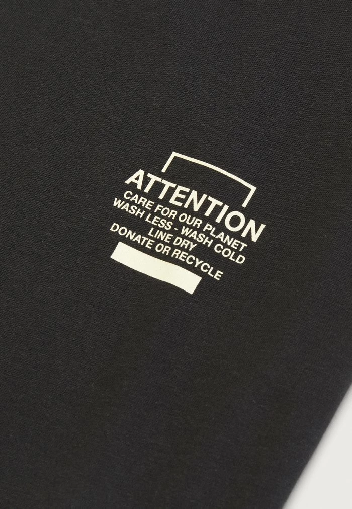 Zign Print T-shirt - Black 13 Zign Print T-shirt - Black - Image 11