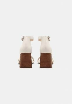 Zign Sandals - White -Zign 7b975ebb095a4b7bb96737a415a67d8c