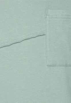 REDEZIGN UNISEX - Basic T-shirt - Light Green -Zign 8050797f0b4e4fa285ef1b588aeb74e5