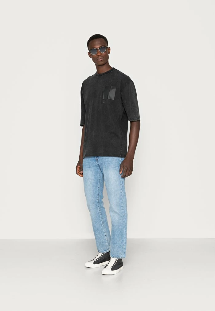 REDEZIGN UNISEX - Print T-shirt - Black 4 REDEZIGN UNISEX - Print T-shirt - Black - Image 2