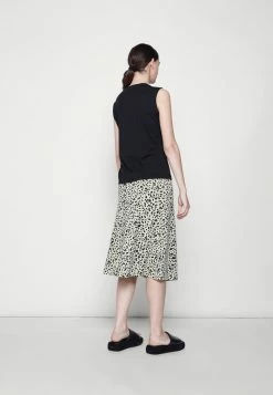 Zign Top - Black 13 Zign Top - Black -Zign 860c0d1c8ebe4357a2deffcea829f8f6