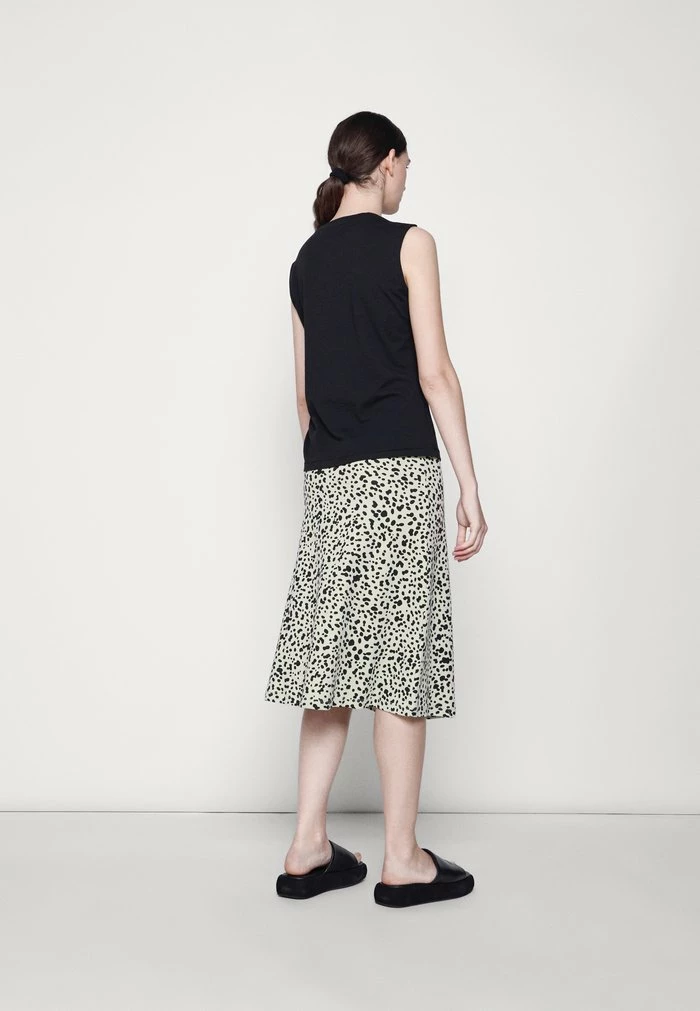 Zign Top - Black 7 Zign Top - Black - Image 5