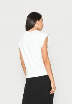 REDEZIGN - Basic T-shirt - White -Zign 86d44b4eeb5844fd9d910928b985bff1