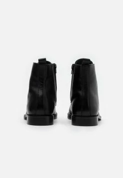 Zign Lace-up Ankle Boots - Black 10 Zign Lace-up Ankle Boots - Black -Zign 87661a8729c34ec5a8b69e5d1eb8bcbf