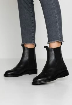 Zign Ankle Boots - Black