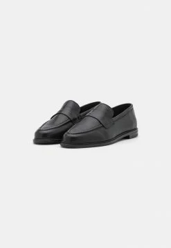 REDEZIGN - Slip-ons - Black 11 REDEZIGN - Slip-ons - Black -Zign 8956e617a6304bfe975f4b2fab72afe5
