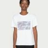 Zign CLARE WATER PHOTO PRINT IN THIS TOGETHER TEE - Print T-shirt - White -Zign 8d34680dfde84eb9a3708d5ef58e0753