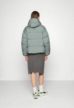 Zign SHORT OVERSIZE PUFFER - Winter Jacket - Dark Green -Zign 919e9c7f7cd44a24a301f4c6aa7e7098