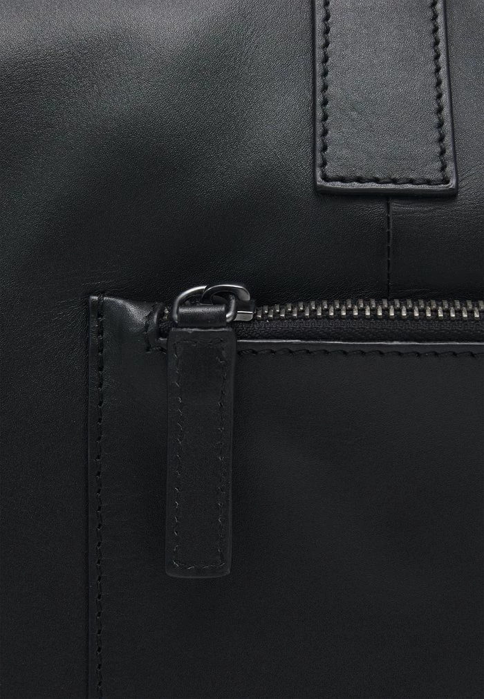 Zign LEATHER - Weekend Bag - Black 6 Zign LEATHER - Weekend Bag - Black - Image 4