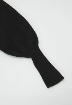 Zign Jumper - Black 28 Zign Jumper - Black -Zign 9e0d06c2eb7e4e37a7b494395f8262a9
