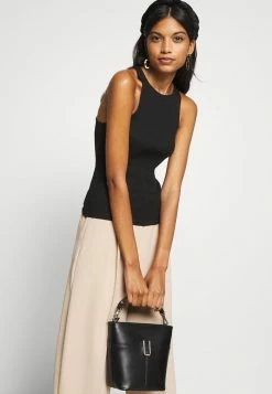 Zign Top - Black 11 Zign Top - Black -Zign a4174d8ff7c342d9bb02d79dac67c8aa