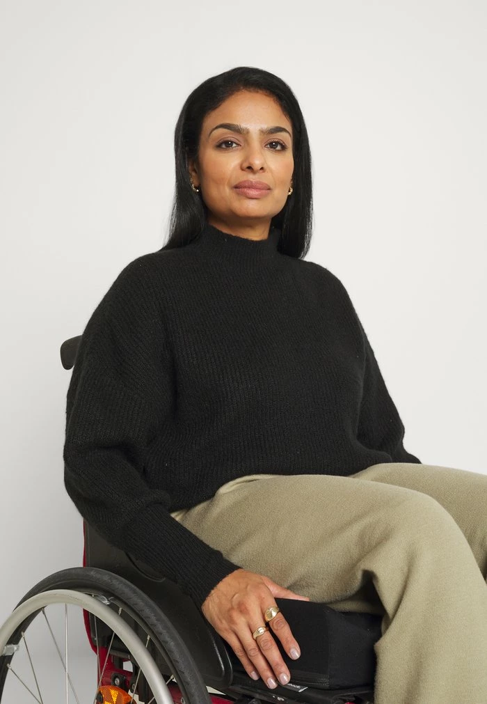 Zign Jumper - Black 5 Zign Jumper - Black - Image 3