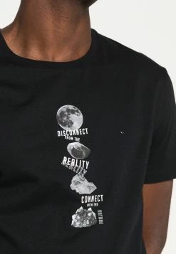 Zign GRAPHIC T-SHIRT - Print T-shirt - Black -Zign cfe0107a3e5146b09e9a03fdb5084d18