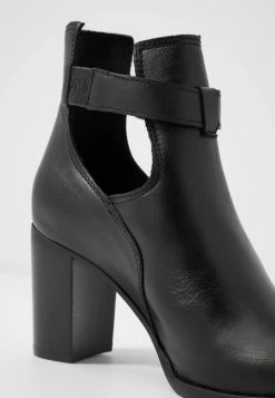 Zign Ankle Boots - Black -Zign d0c3fb791e5e4c8882a95c8ecc3130b9