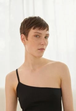 Zign Top - Black -Zign d24f9e10361c4976abf63a51f252dc7e