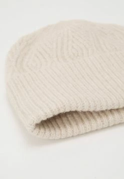 Zign Beanie - White -Zign e45952b3280445f2940e25c40e4b773c