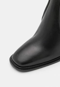 Zign Boots - Black -Zign e8a3820b63034a38b6e406a0abfcb3c7