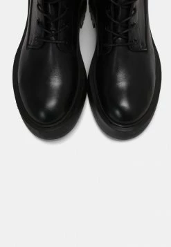 Zign Platform Boots - Black -Zign f374dca88ef04c4aaf04f2d8fb0c7e46