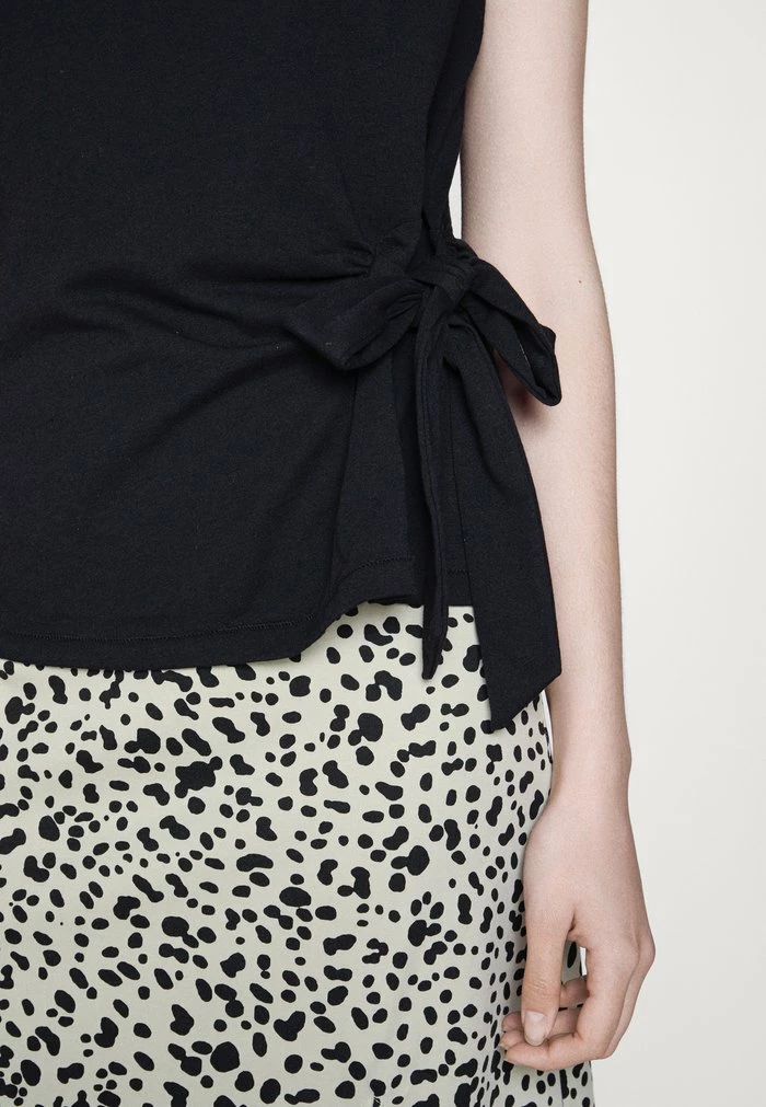 Zign Top - Black 9 Zign Top - Black - Image 7