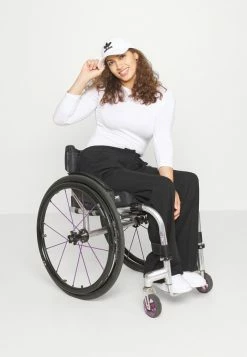 Zign Long Sleeved Top - White -Zign fa267cf53d904e879f63a11f74d8c044