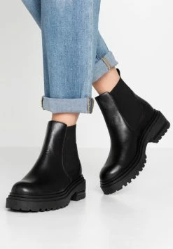 Zign Platform Ankle Boots - Black