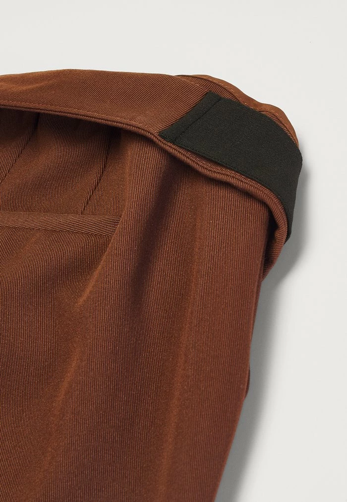 Zign Trousers - Brown 14 Zign Trousers - Brown - Image 12